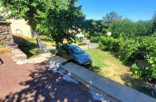 Aubenas Apartment | Appartement Genet