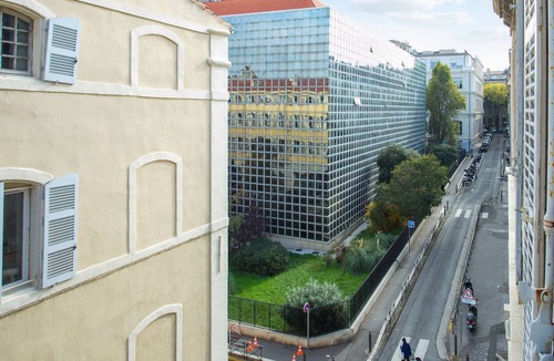 Opera Apartment | Appartement Grignan - Welkeys