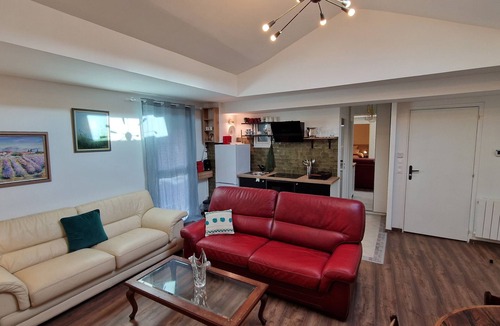 Chateau-Thierry Apartment | Appartement Hyper Centre Ville de Chateau Thierry vue sur la Marne