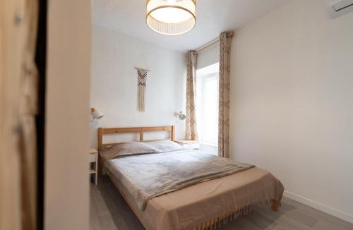 Bagnols-sur-Ceze Apartment | Appartement Hyper centre rénové & cosy