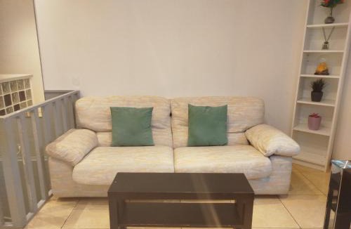 Gagny Apartment | Appartement indépendant 33m carré dans une maison de ville - Blue