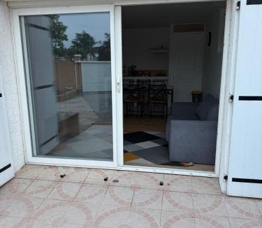 Fabrezan Apartment | Appartement indépendant climatisé Chez Amel & Rémi