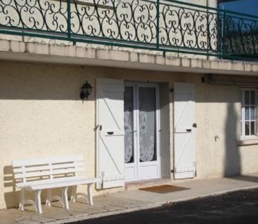 Mensignac Apartment | Appartement indépendant au calme proche Périgueux