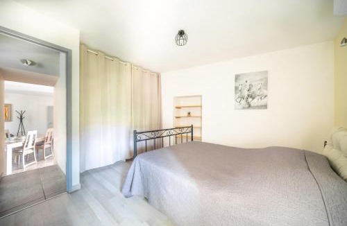 Pougnadoresse Apartment | Appartement L'Authentique - Au cœur du Gard