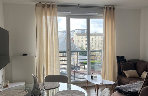 Joinville-le-Pont Apartment | Appartement Lumineux 2 Chambres Proche Paris