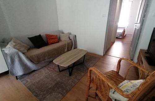 Anduze Apartment | Appartement L'Hirondelle