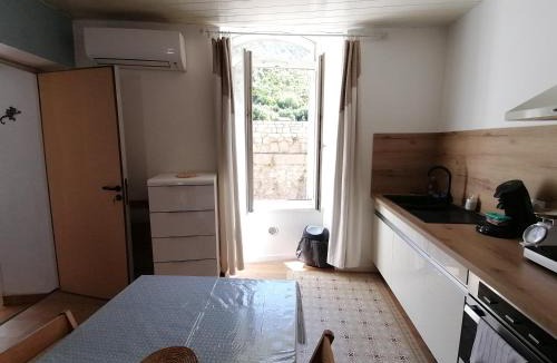 Anduze Apartment | Appartement L'Hirondelle