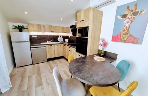 Cholet Apartment | Appartement "La Girafe" centre Cholet 4pers