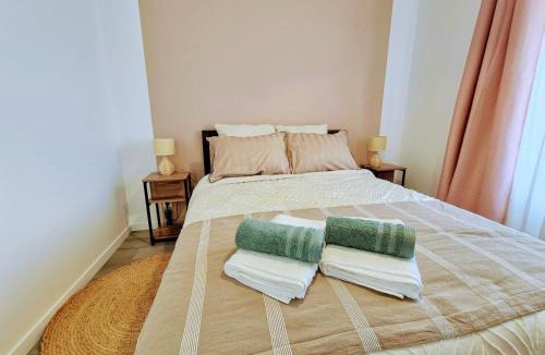 Cholet Apartment | Appartement "La Girafe" centre Cholet 4pers