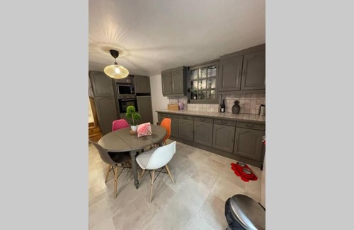 Sezanne Apartment | Appartement «La vie est belle» au cœur de Sézanne