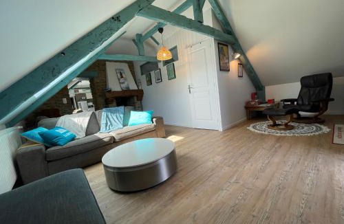 Corseul House | Appartement Le camélia blanc