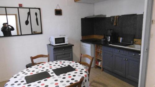 Barbentane Apartment | Appartement LE COURS