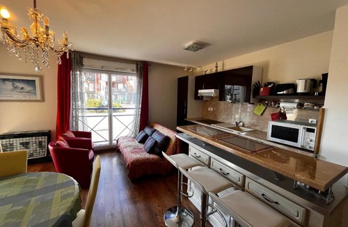 Les Sables d'Olonne Apartment | Appartement Les Sables-d'Olonne, 2 pièces, 5 personnes - FR-1-197-144