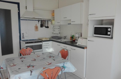 Les Sables d'Olonne Apartment | Appartement Les Sables-d'Olonne, 2 pièces, 3 personnes - FR-1-331-42
