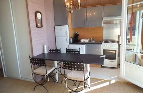 Mers-les-Bains Apartment | Appartement LE Large Face MER et Plage Avec Balcon