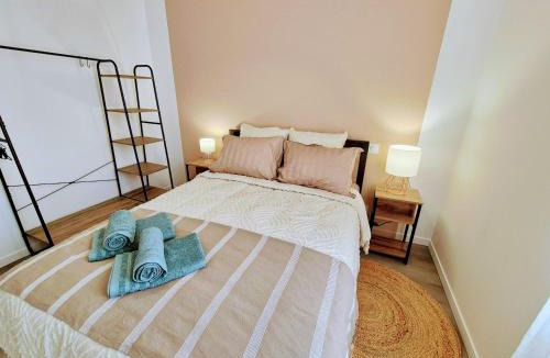 Cholet Apartment | Appartement "Le Lotus" centre Cholet 6pers