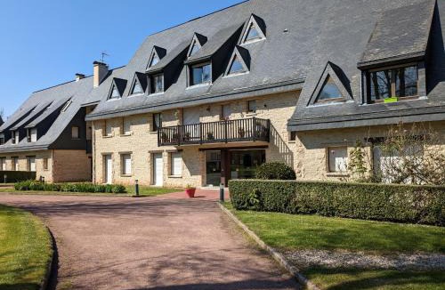 Equemauville Apartment | Appartement Le Louis Dort au calme