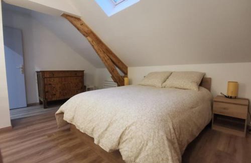 Bouge-Chambalud Apartment | Appartement Le345