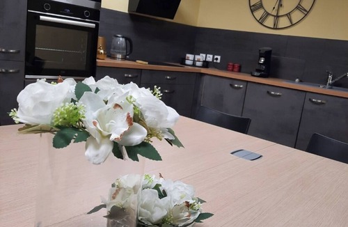 Chaumont Apartment | Appartement Les Halles