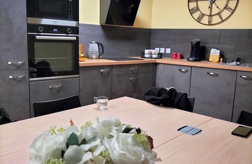 Chaumont Apartment | Appartement Les Halles