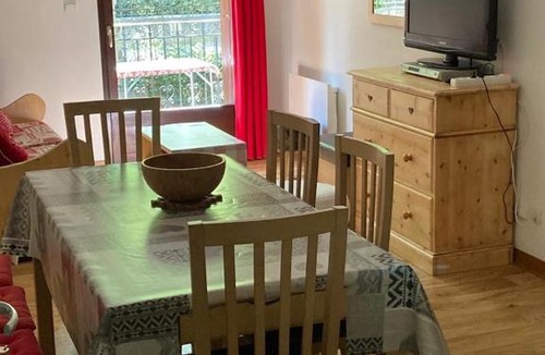 Bagneres-de-Luchon Ski Chalet | Appartement les jardins de ramel