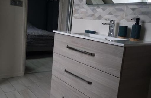 Dol-de-Bretagne Apartment | Appartement Little Stuart