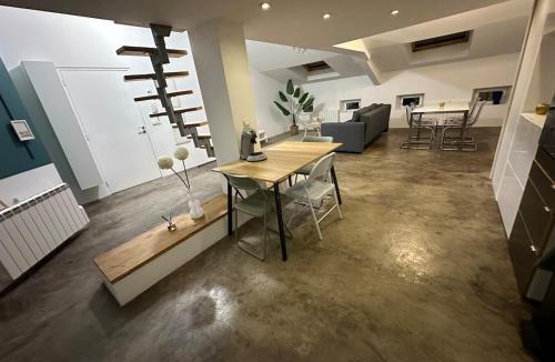 Longlaville Apartment | Appartement loft proche frontières
