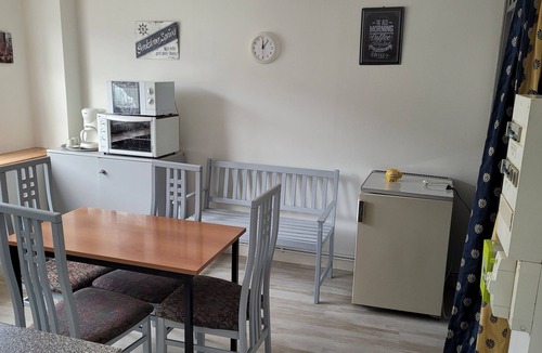 Charency-Vezin Apartment | Appartement low Cost