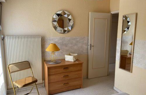 Balaruc-les-Bains Apartment | Appartement lumineux près des Thermes - Animaux admis - 42m² - FR-1-503-62