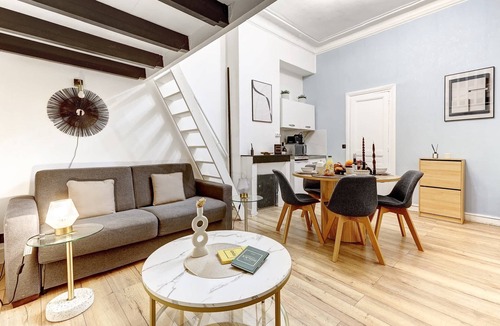 19th Arrondissement Apartment | Appartement lumineux proche Buttes-Chaumont – 4P