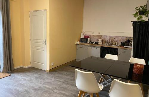 Cambrai Apartment | Appartement lumineux rez-de-chaussée prox GARE