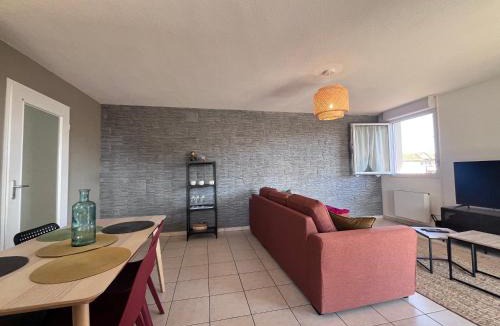 Cugnaux Apartment | Appartement lumineux terrasse piscine