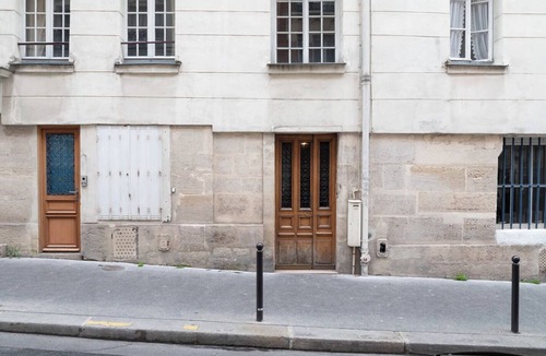 Jardin des plantes Apartment | Appartement lyonnais mouffetard quartier latin