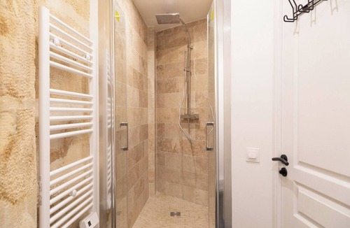 Jardin des plantes Apartment | Appartement lyonnais mouffetard quartier latin