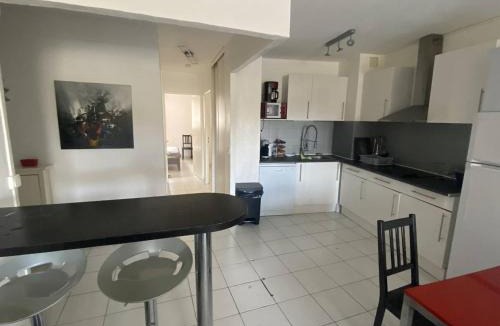 Le Port Apartment | Appartement moderne 3 pièces sur marina pour 6 personnes - FR-1-696-98