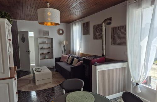 Saint-Aigulin Apartment | Appartement Maïa