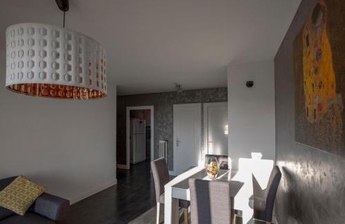 Quartier Capuche-Allies Apartment | Appartement Malya & parking privé