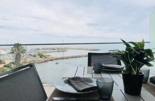 Favone Apartment | APPARTEMENT MARE E FESTA