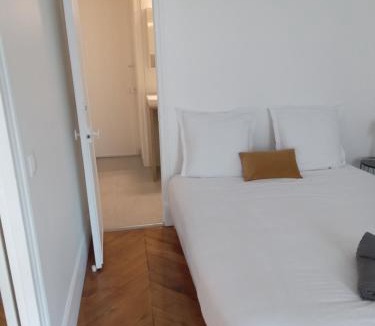 Ternes Apartment | Appartement Mareuil lumineux