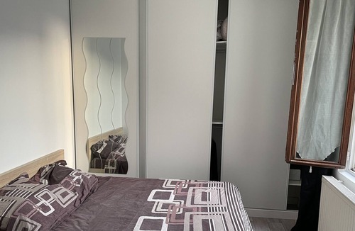 Cote Ouest Ormeaux Apartment | Appartement Meublé à 5 Minutes de la Gare , à Quelques Stations Tram de la Plage