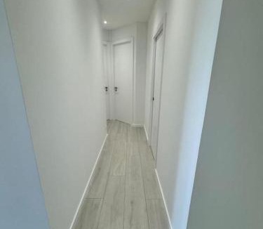 Coudun Apartment | Appartement meublé de 120 m2