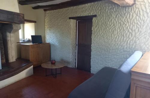 Saint-Hilaire-du-Bois Apartment | Appartement, meublé tourisme, Gîte la Maillée