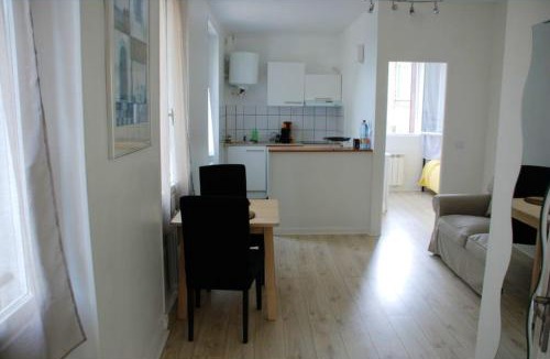 Rosny-sous-Bois Apartment | Appartement moderne à Rosny-sous-Bois, 38 m² avec vue