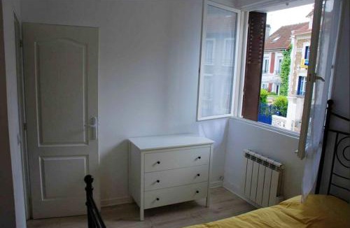 Rosny-sous-Bois Apartment | Appartement moderne à Rosny-sous-Bois, 38 m² avec vue