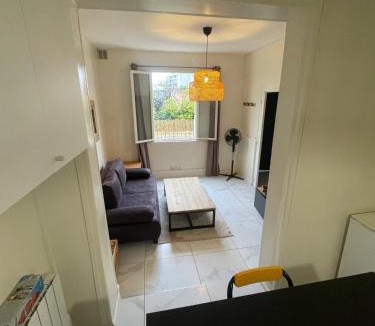 Bagnolet Apartment | Appartement moderne à Bagnolet, 60 m² avec Jacuzzi