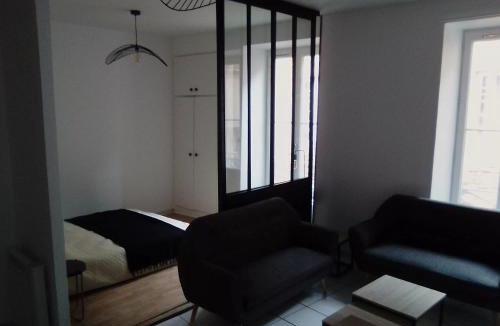 Rodez Apartment | Appartement moderne à Rodez de 46 m² avec balcon