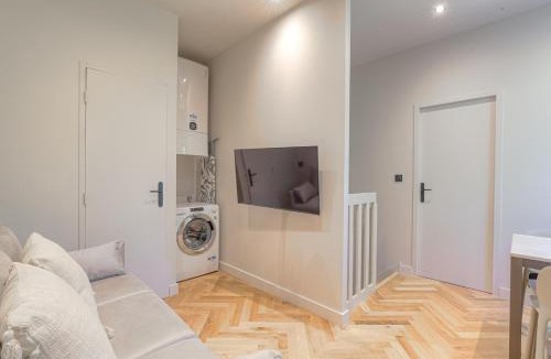 Ecully Apartment | Appartement moderne et confortable , Ecully