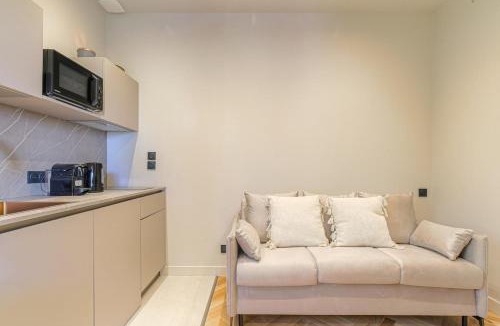 Ecully Apartment | Appartement moderne et confortable , Ecully