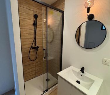 Avon Apartment | Appartement moderne et confortable