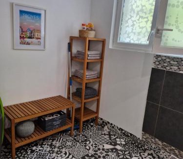 Payns Apartment | Appartement moderne